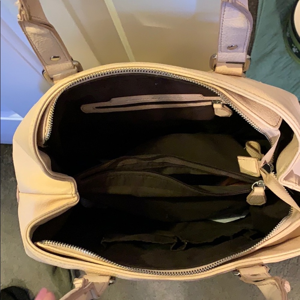 Purse! - Picture 2 of 3